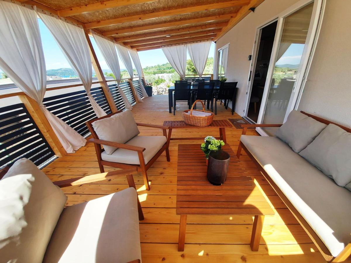 Mobile Homes Charly Tisno Buitenkant foto